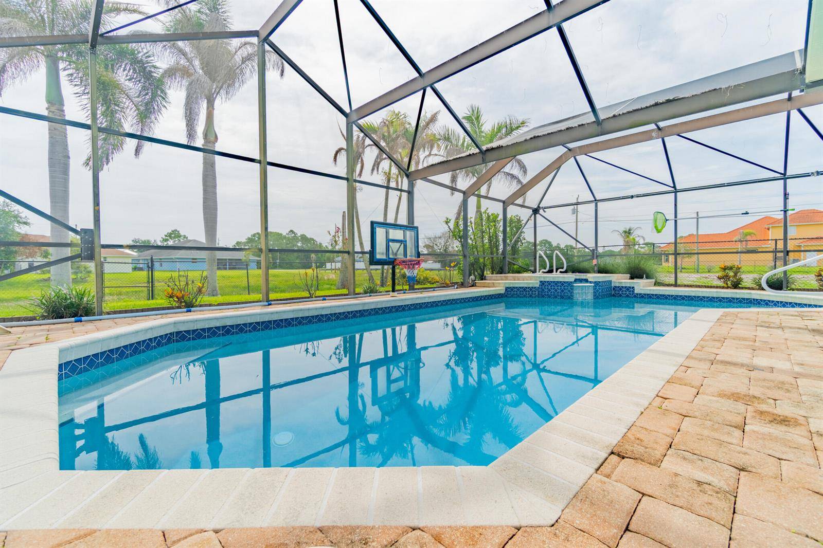5593 NW WesleyPort St. Lucie - picture