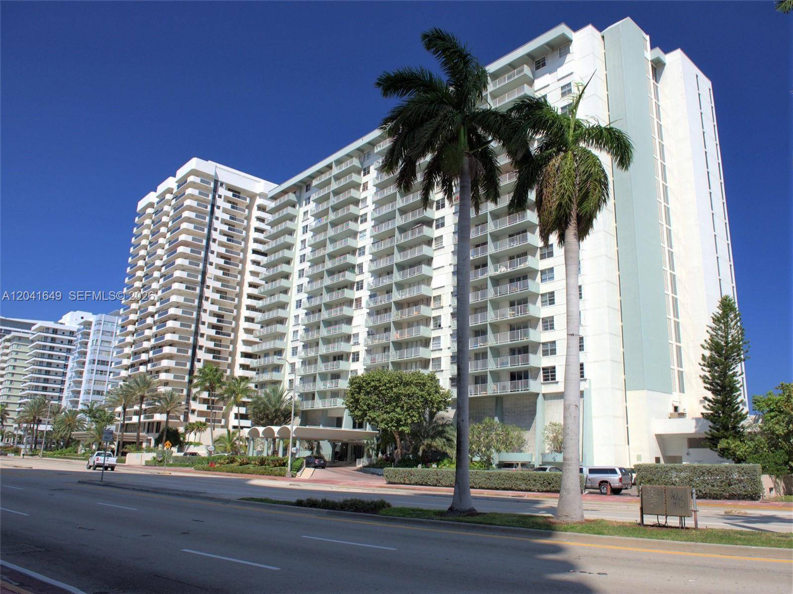 5701 Collins AveMiami Beach - Condo 5+ Stories,Condo condo unit 619 - picture