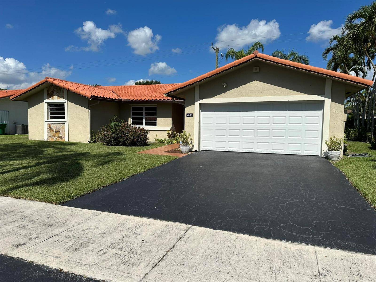 5511 SW 114thCooper City - picture