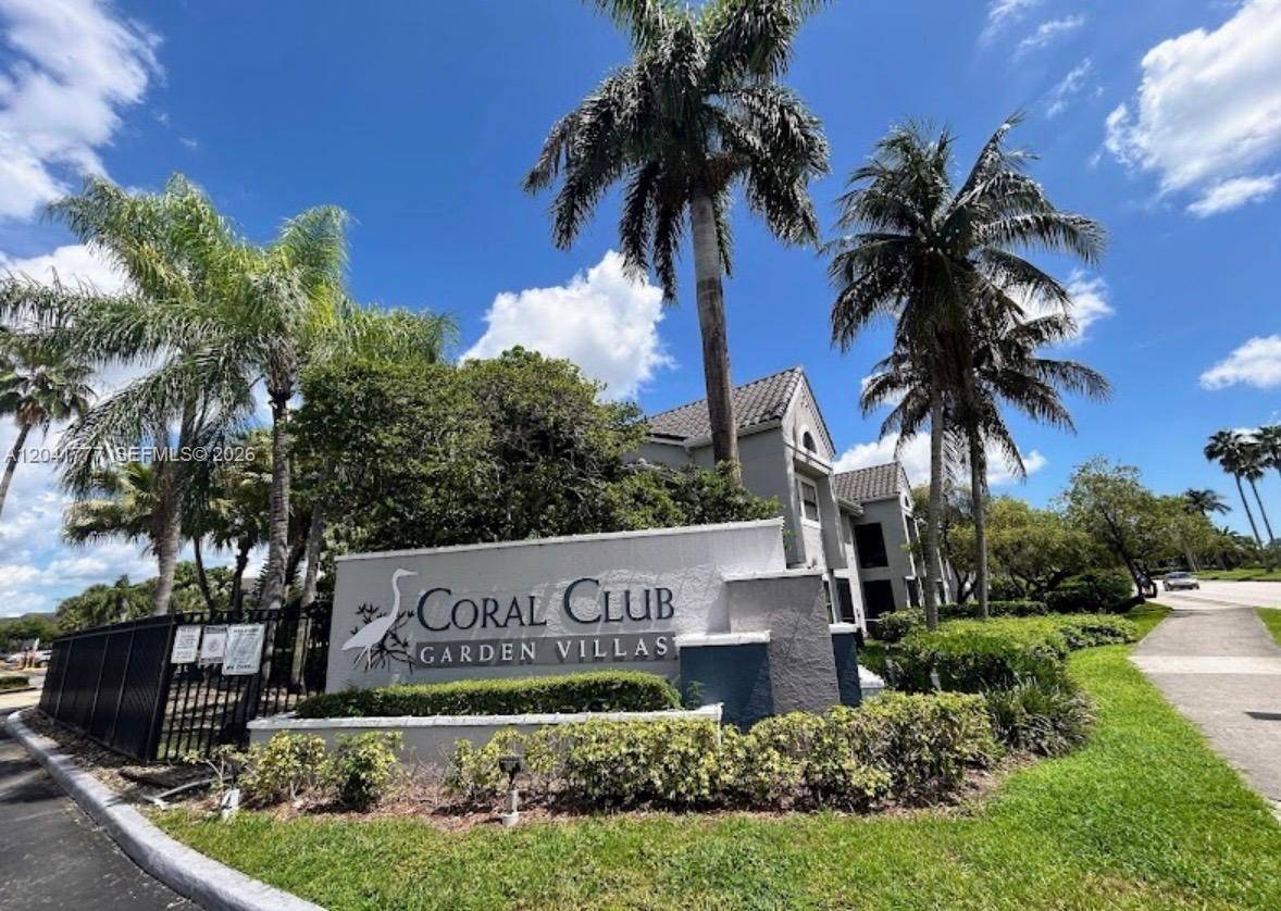 15050 SW 103rd TerMiami - CORAL CLUB GARDEN VILLAS condo unit 7202 - picture