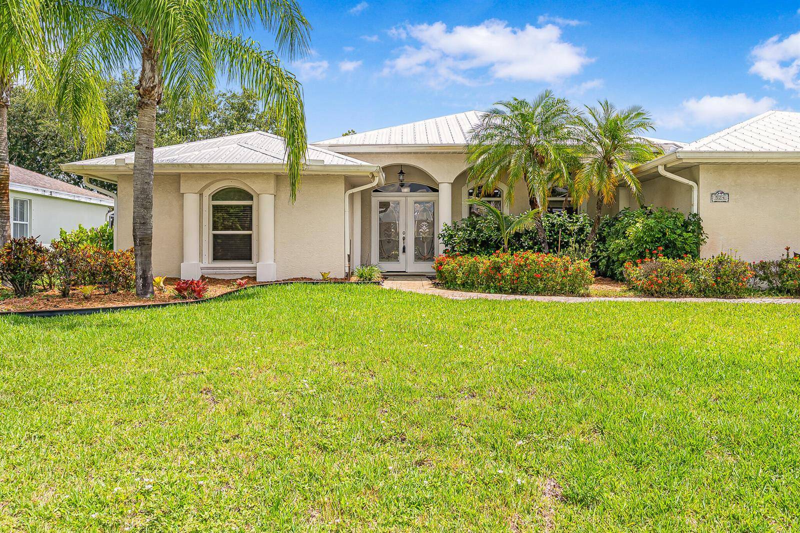 524 SE NomePort St. Lucie - picture