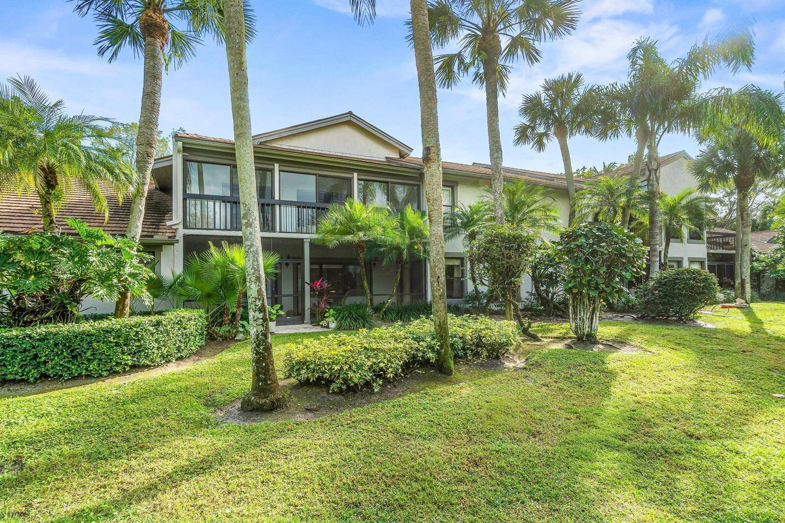 11223 Pond ViewWellington - GOLF COTTAGES 2 CONDO,Palm Beach Polo & CC condo unit A103 - picture