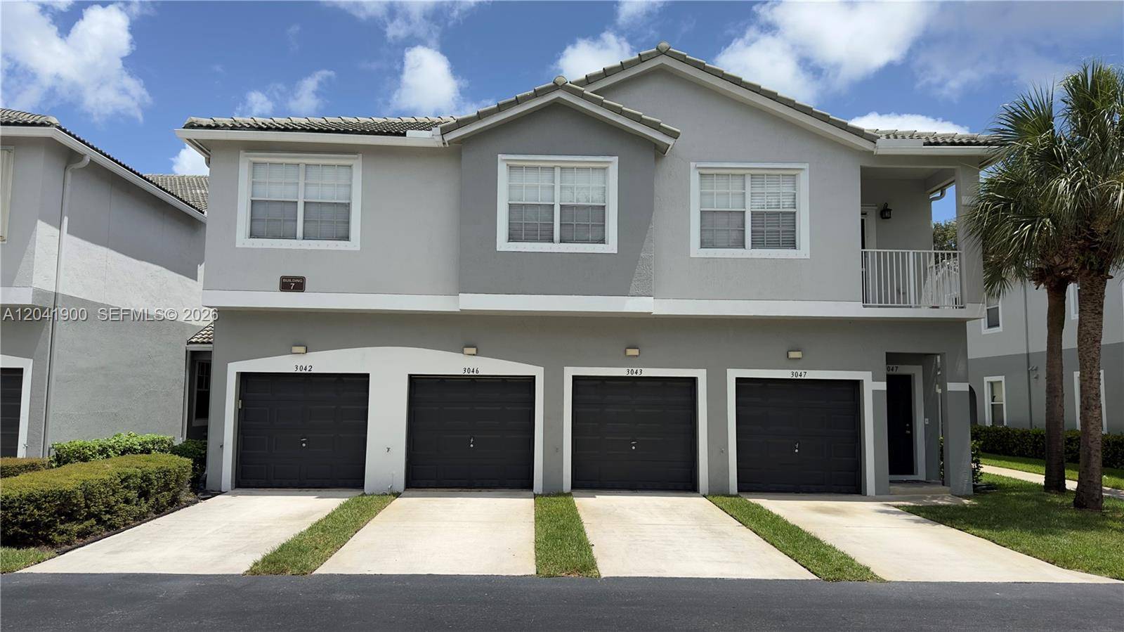 3042 Grandiflora DrGreen Acres - picture