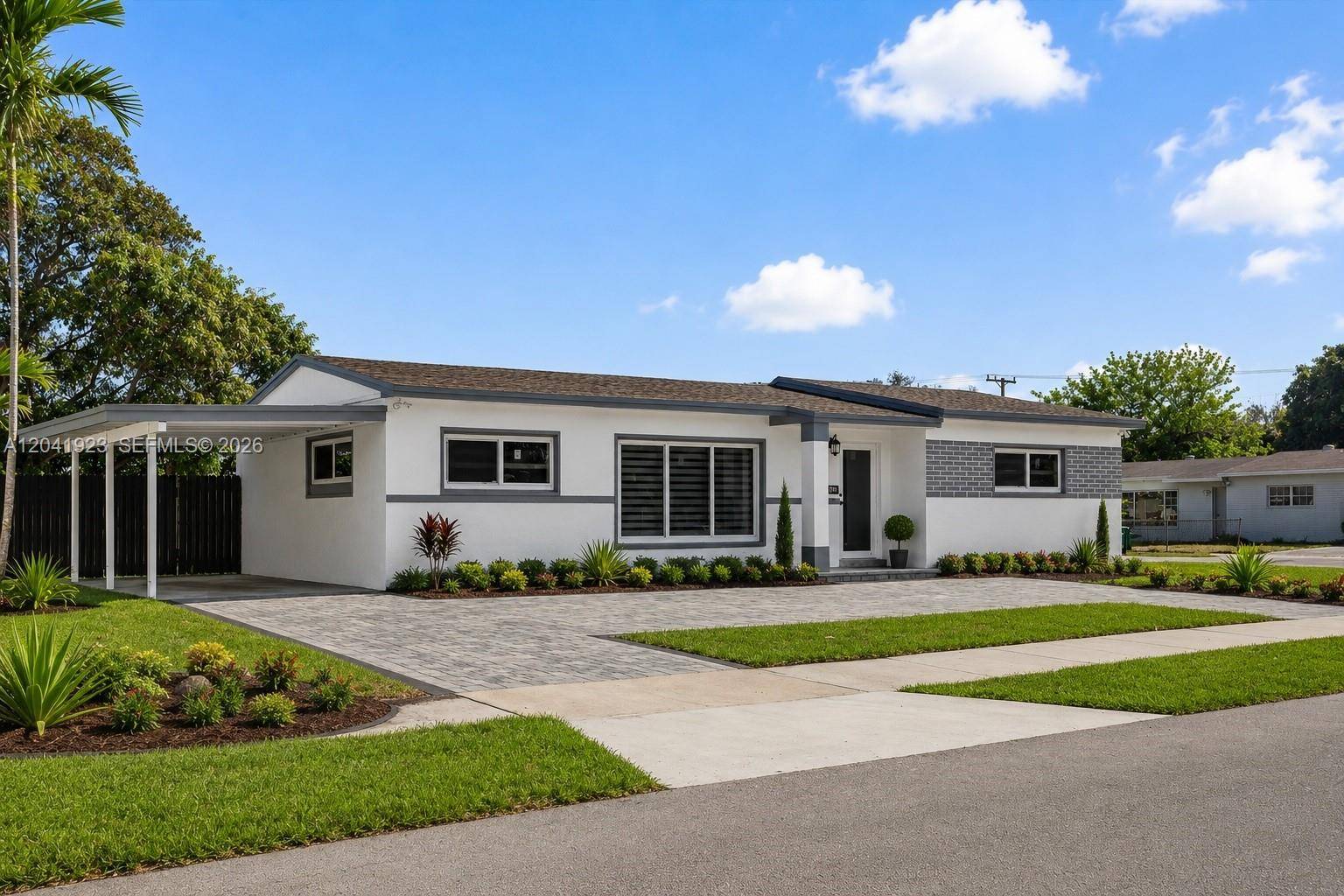 2741 NW 172nd TerMiami Gardens - picture