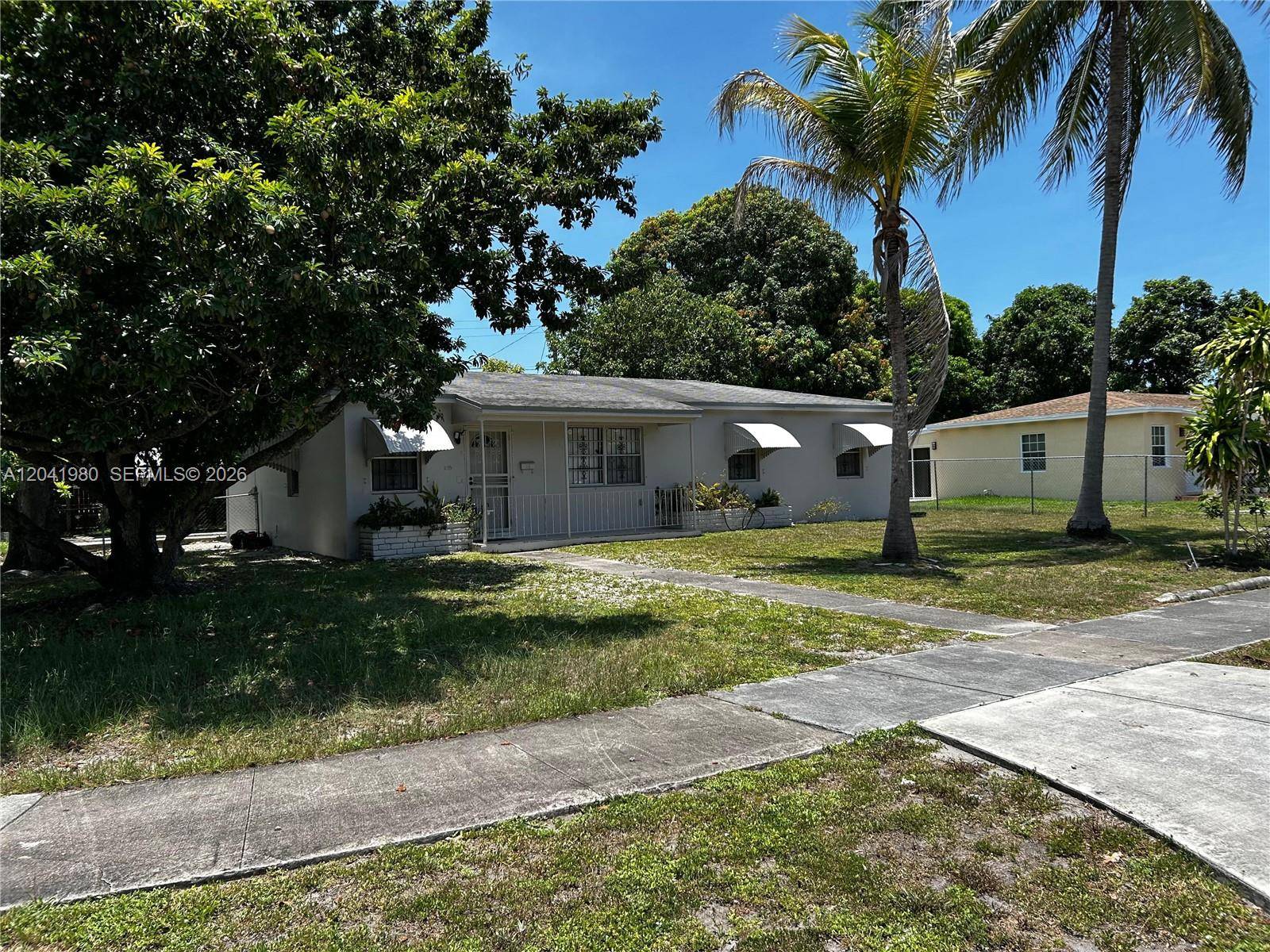295 NW 189th TerMiami Gardens - picture