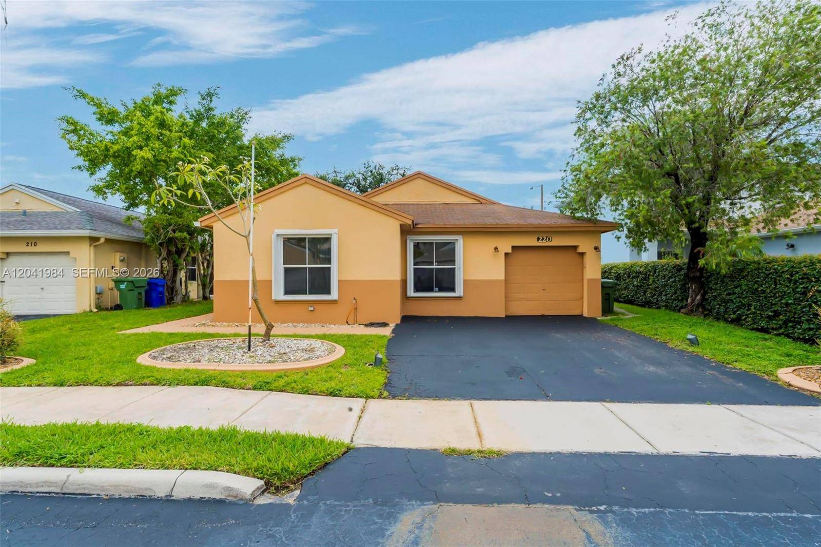 220 NW 207th WayPembroke Pines - picture