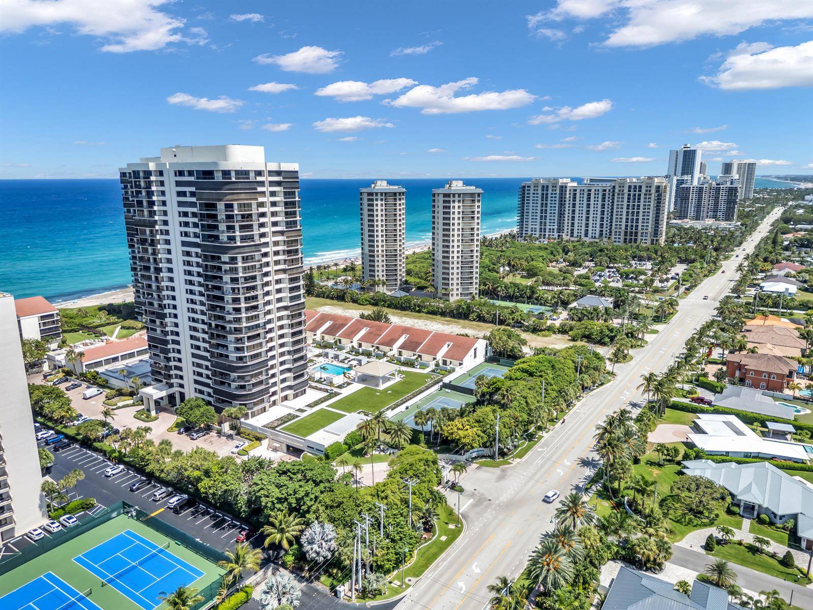 4100 N OceanWest Palm Beach - MARTINIQUE 2 CONDO condo unit 1101 - picture