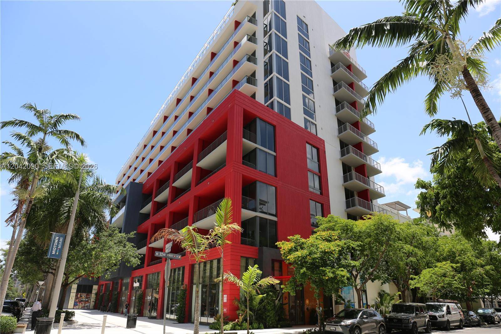 90 NE 32nd StMiami - The Standard Residences condo unit 706 - picture