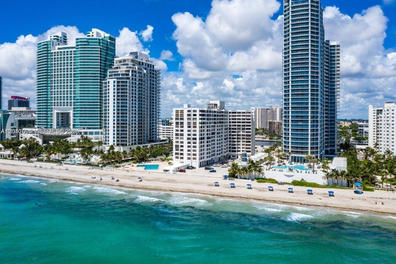 3505 S Ocean Dr (avail July,11 2026)Hollywood - Condo/Co-Op/Seasonal,Condo condo unit 606 - picture