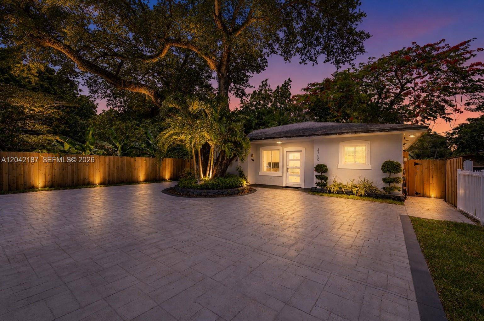 2750 NW 170th StMiami Gardens - picture
