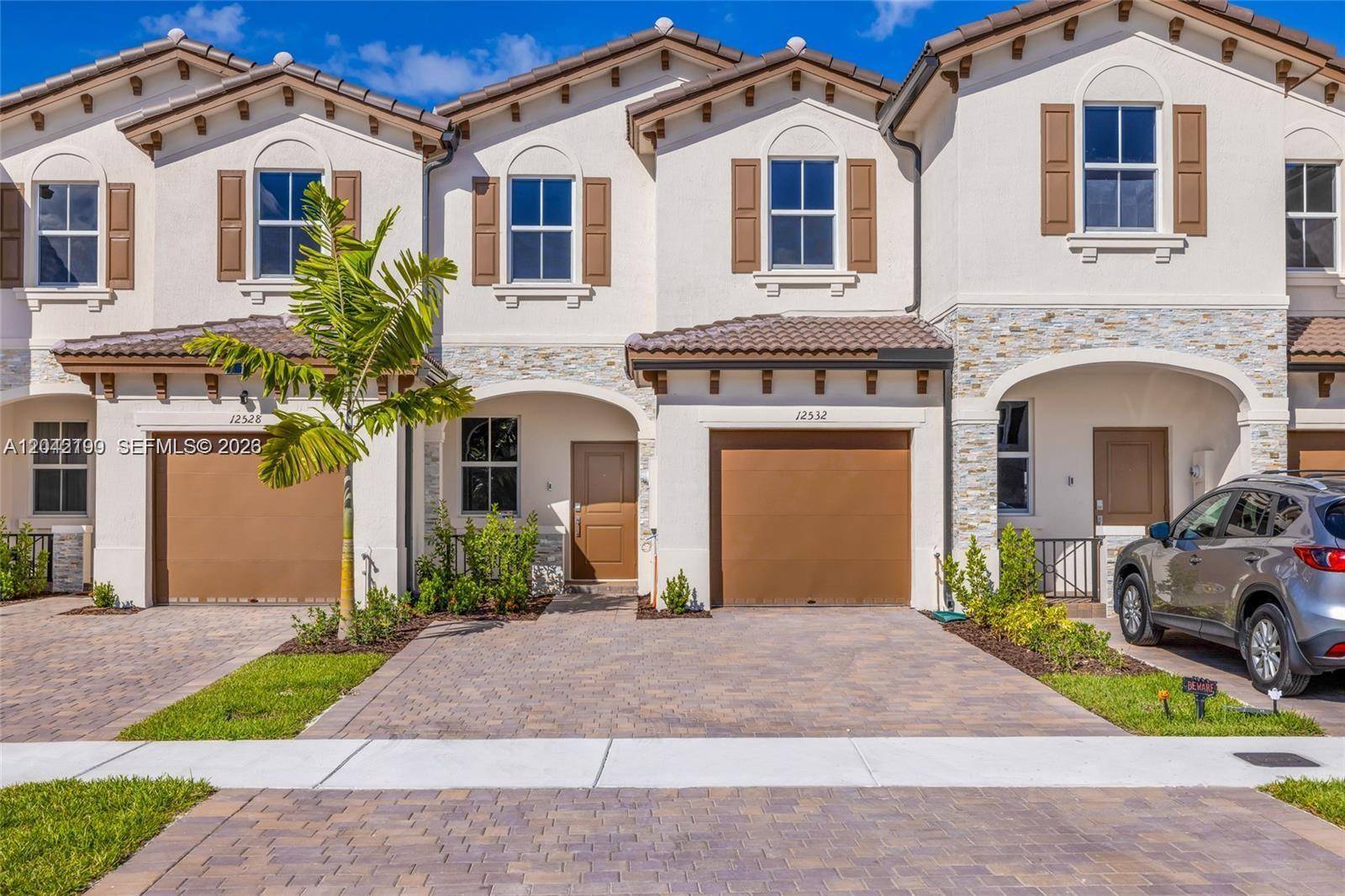 12532 NW 23rd PlMiami - picture