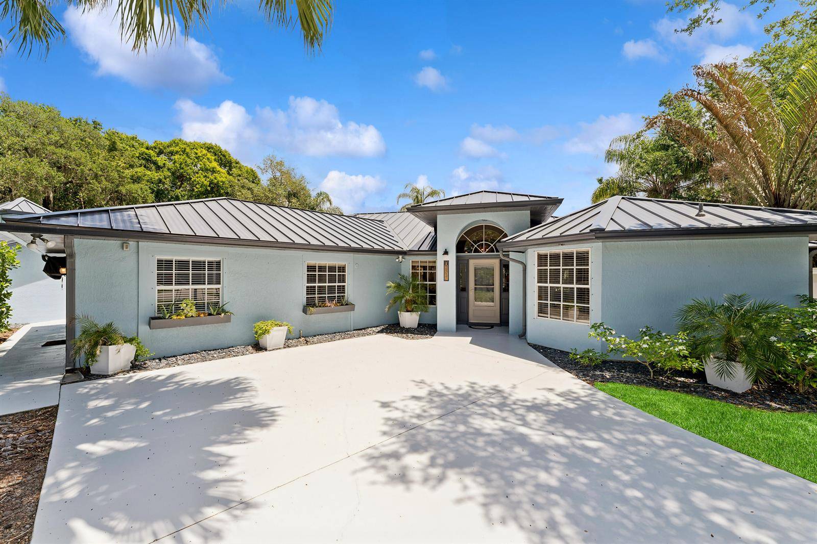 2317 SW AbnerPort St. Lucie - picture