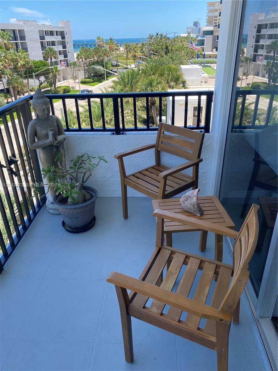 531 N oceanPompano Beach - Apartments-Seasonal,Condo condo unit 611 - picture