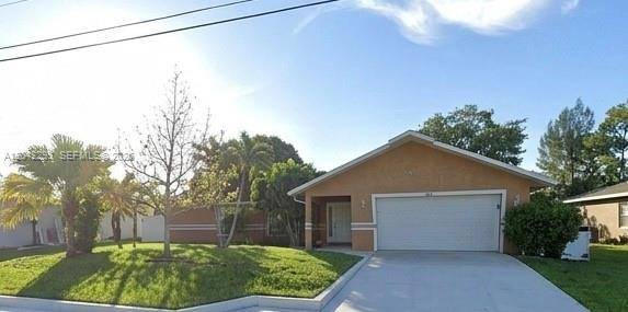 1925 SE Floresta DrPort St. Lucie - picture