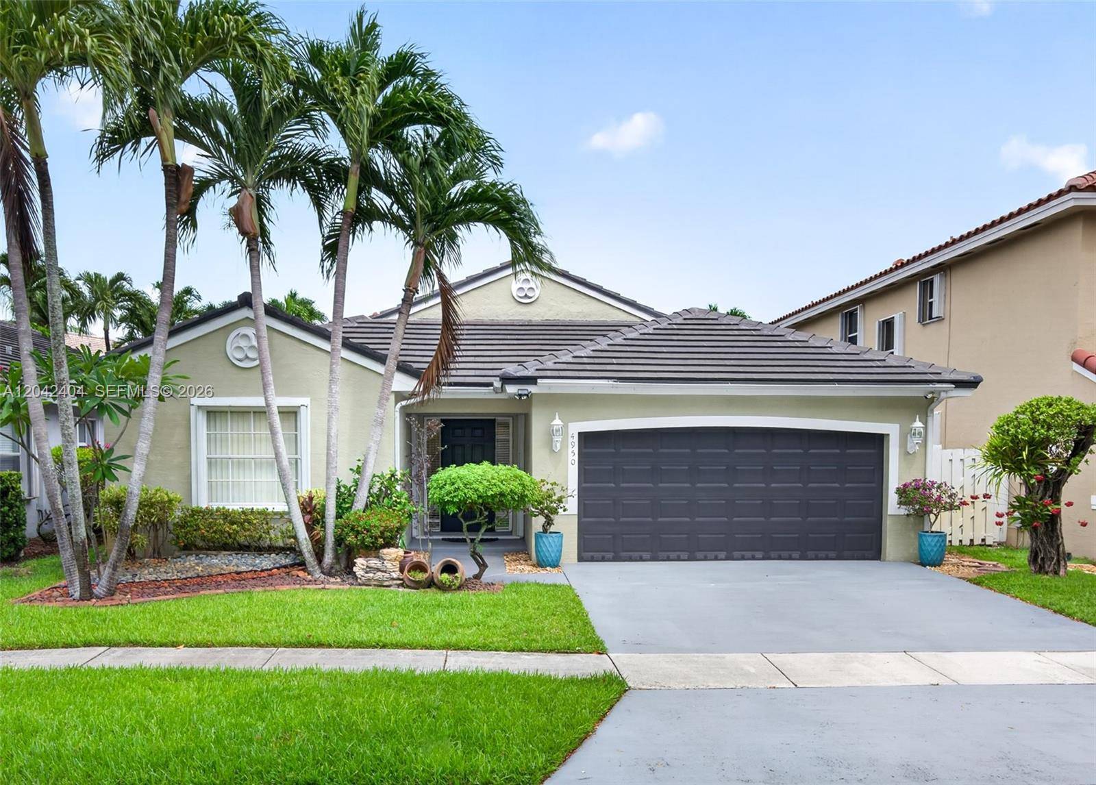4950 SW 152nd AveMiramar - picture