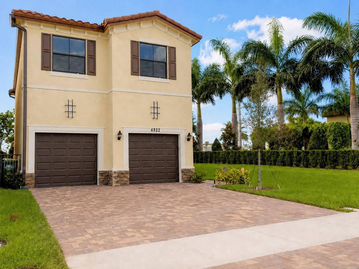 4822 NW 56thTamarac - picture
