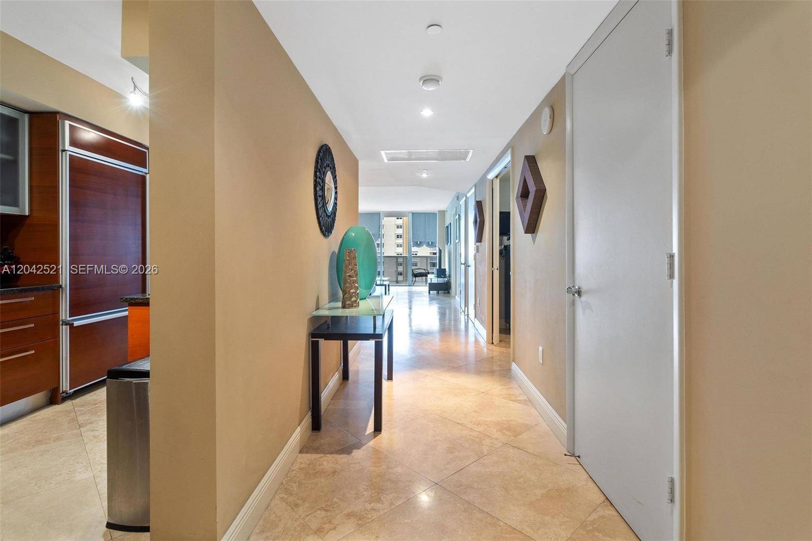 1800 S Ocean DrHallandale Beach - Condo/Co-Op/Annual,Condo condo unit 608 - picture