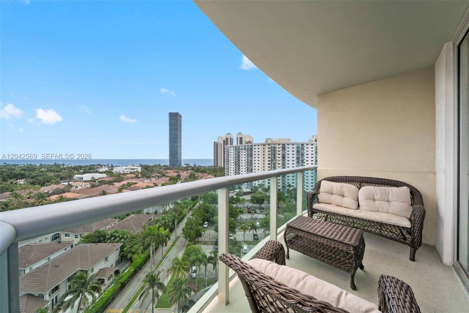 19380 Collins AveSunny Isles Beach - OCEANVIEW BUILDING B COND condo unit 1224 - picture