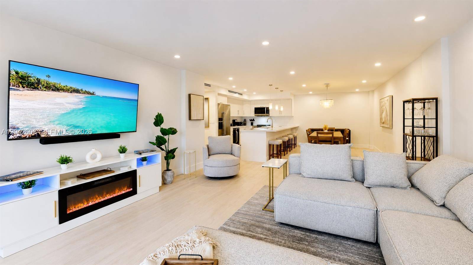 177 Ocean Lane DrKey Biscayne - Condo 5+ Stories,Condo condo unit 213 - picture