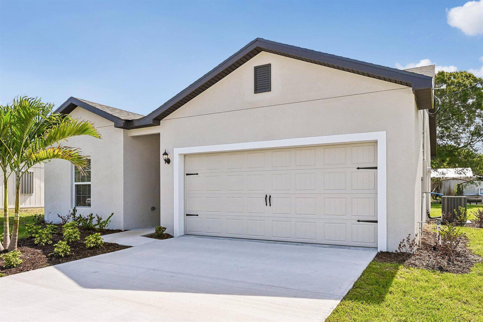 5200 HickoryFort Pierce - picture