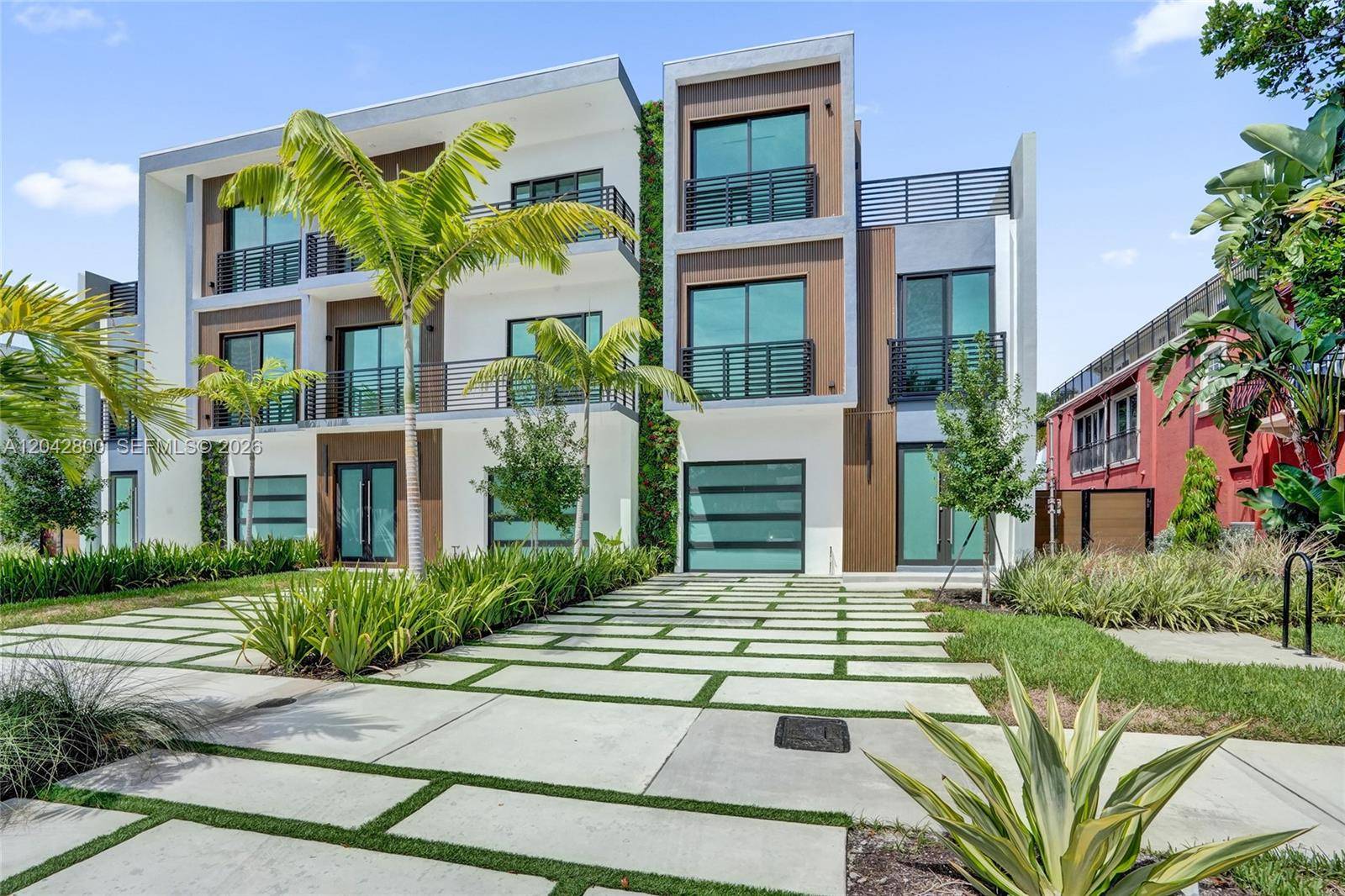 1825 NE 26th AveFort Lauderdale - Single Family-Annual,House condo unit 1 - picture