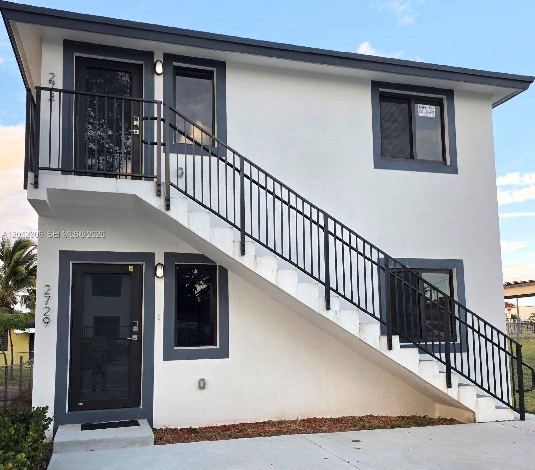 2729 NW 44 StMiami - Duplex/Tri/Quad-Annual,Multi Family condo unit 2729 - picture