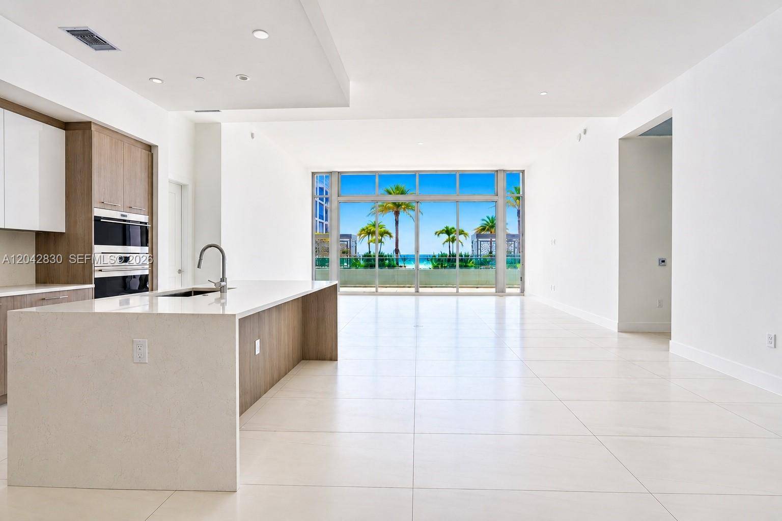 153 N Seabreeze BlvdFort Lauderdale - SELENE CONDO condo unit 401 - picture