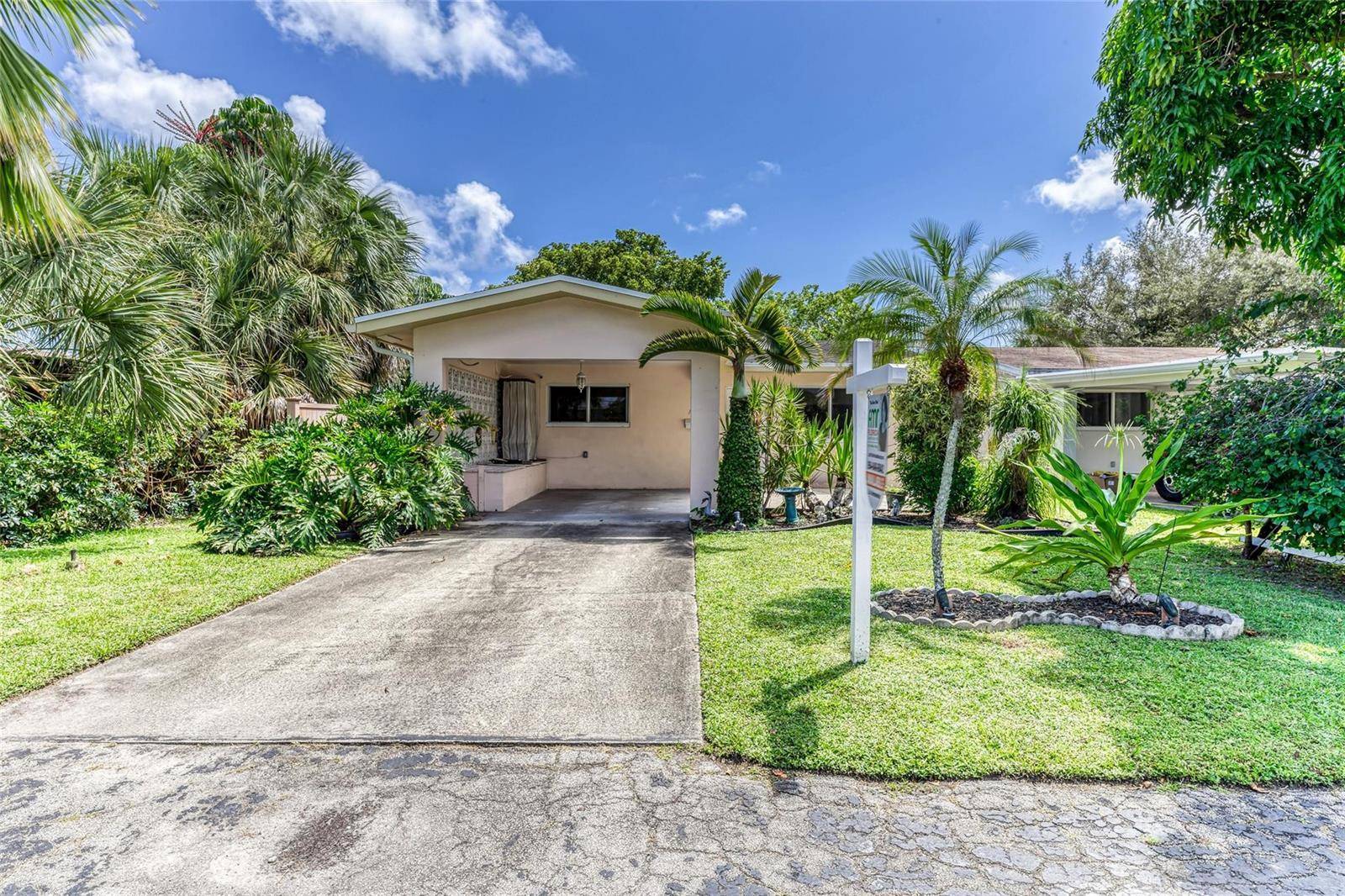 1676 NE 40thOakland Park - picture
