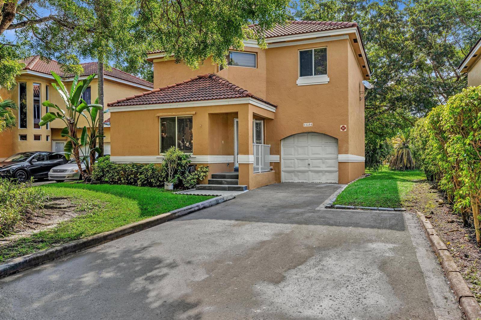 11251 LakeviewCoral Springs - PORTOFINO CONDOMINIUM SECT,PORTOFINO condo unit 21-f - picture