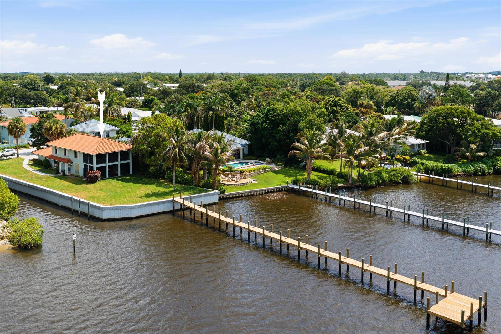911 NW SunsetStuart - picture