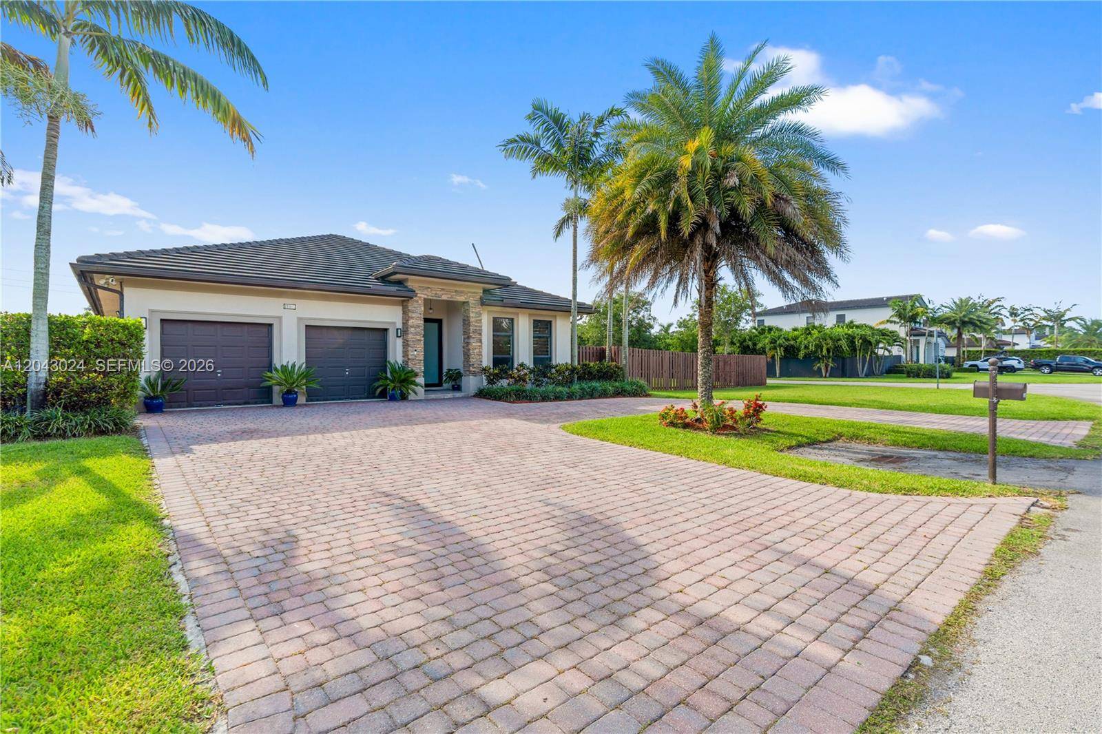 21365 SW 177th CtMiami - picture