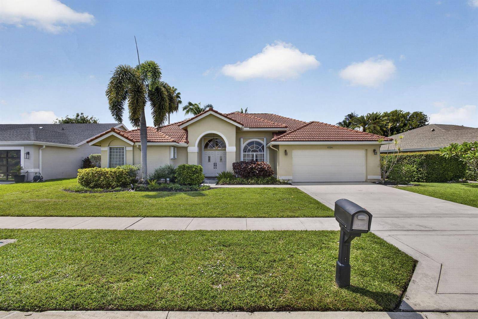 1224 Lake BreezeWellington - picture