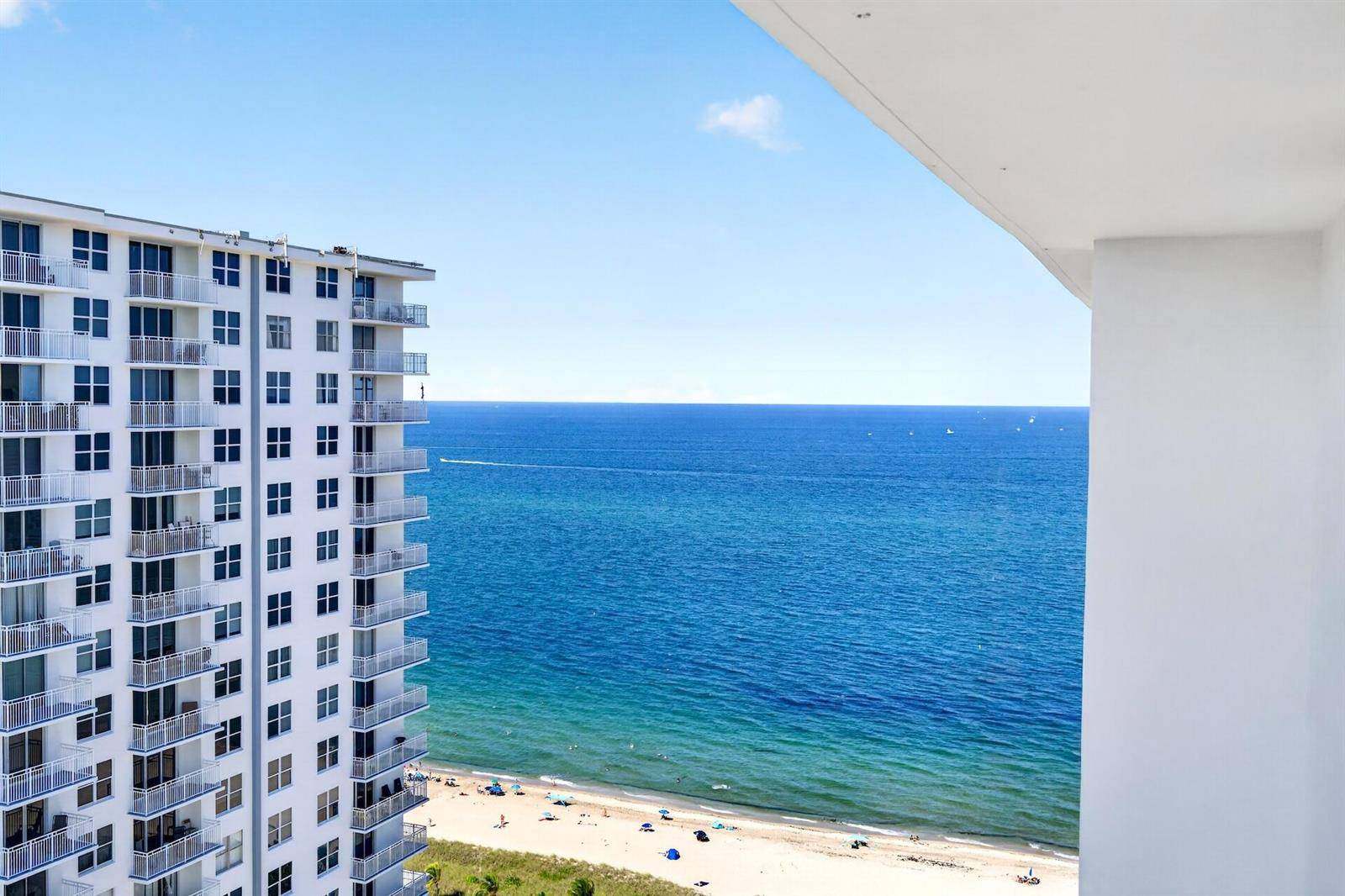111 BrinyPompano Beach - POMPANO BEACH CLUB CONDO condo unit 2711 - picture