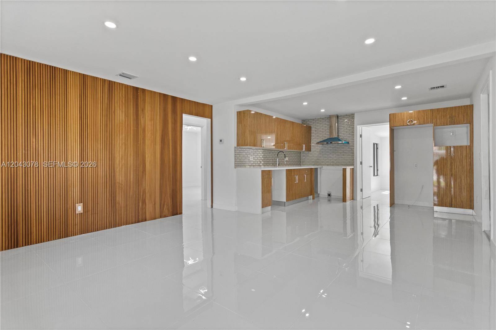 1524 SW 32 CTFort Lauderdale - picture