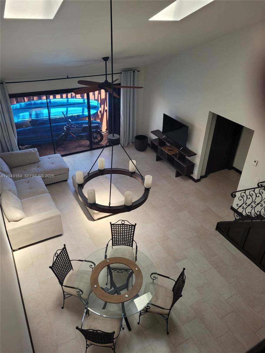 406 SE 14th StDania Beach - picture