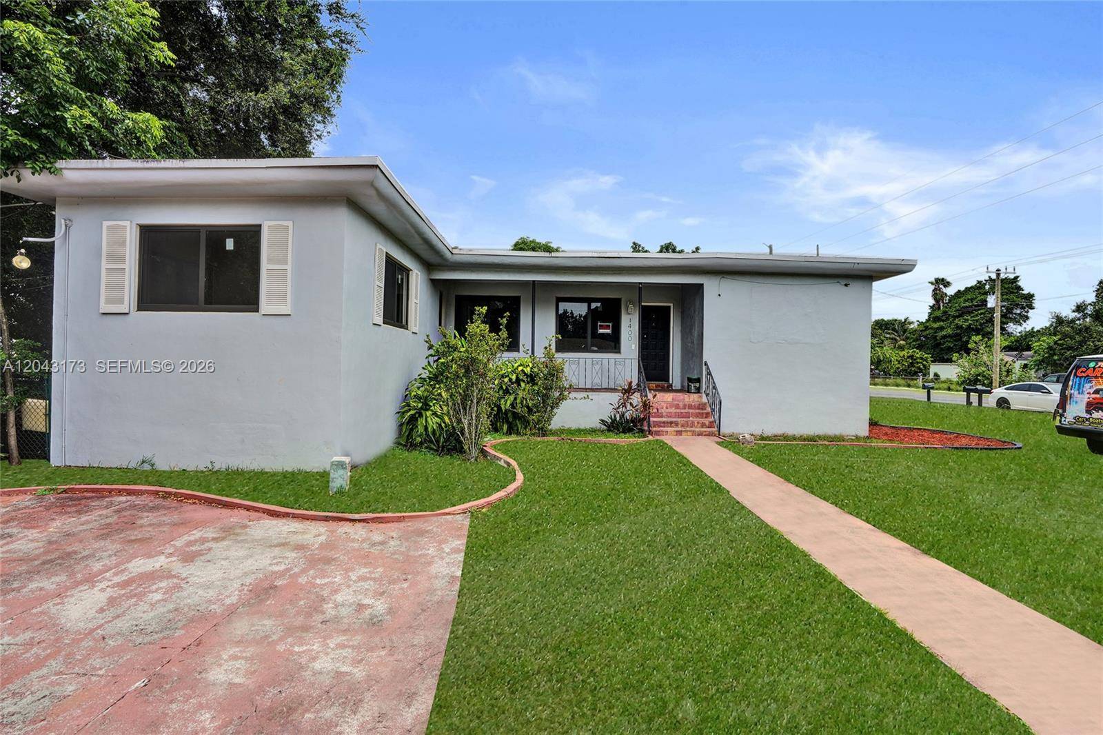 1400 NE 148th StMiami - picture