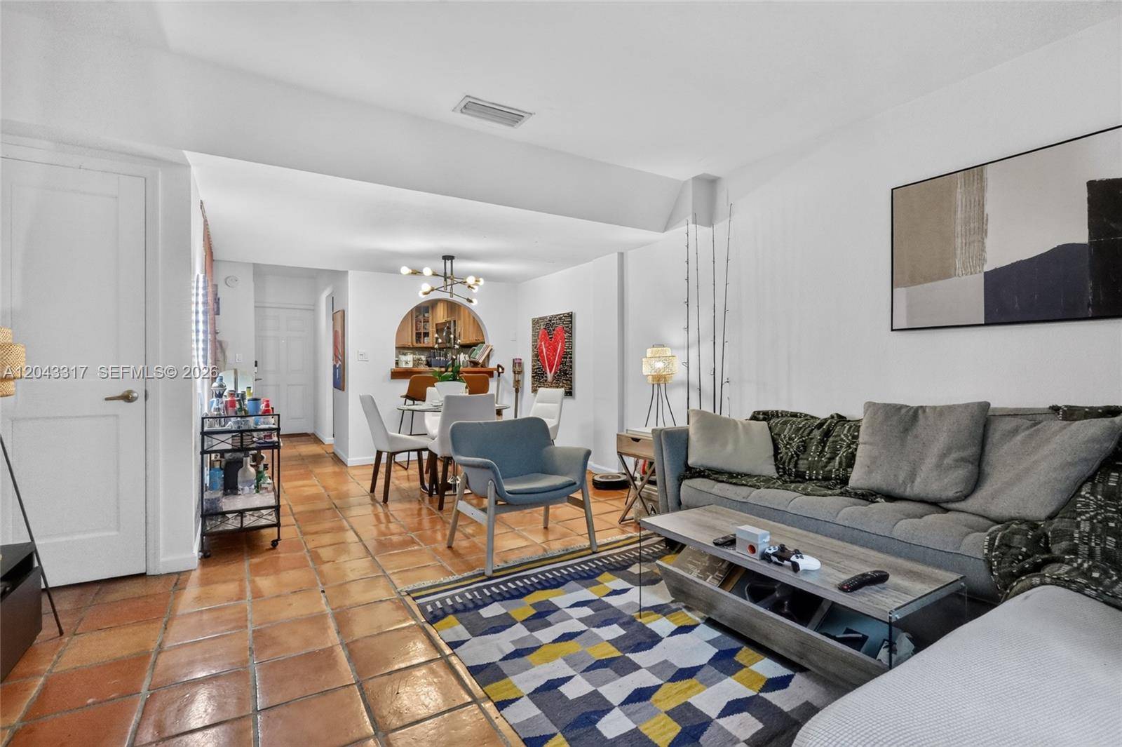 6705 N Kendall DrPinecrest - VILLAS OF PINECREST CONDO condo unit 312 - picture