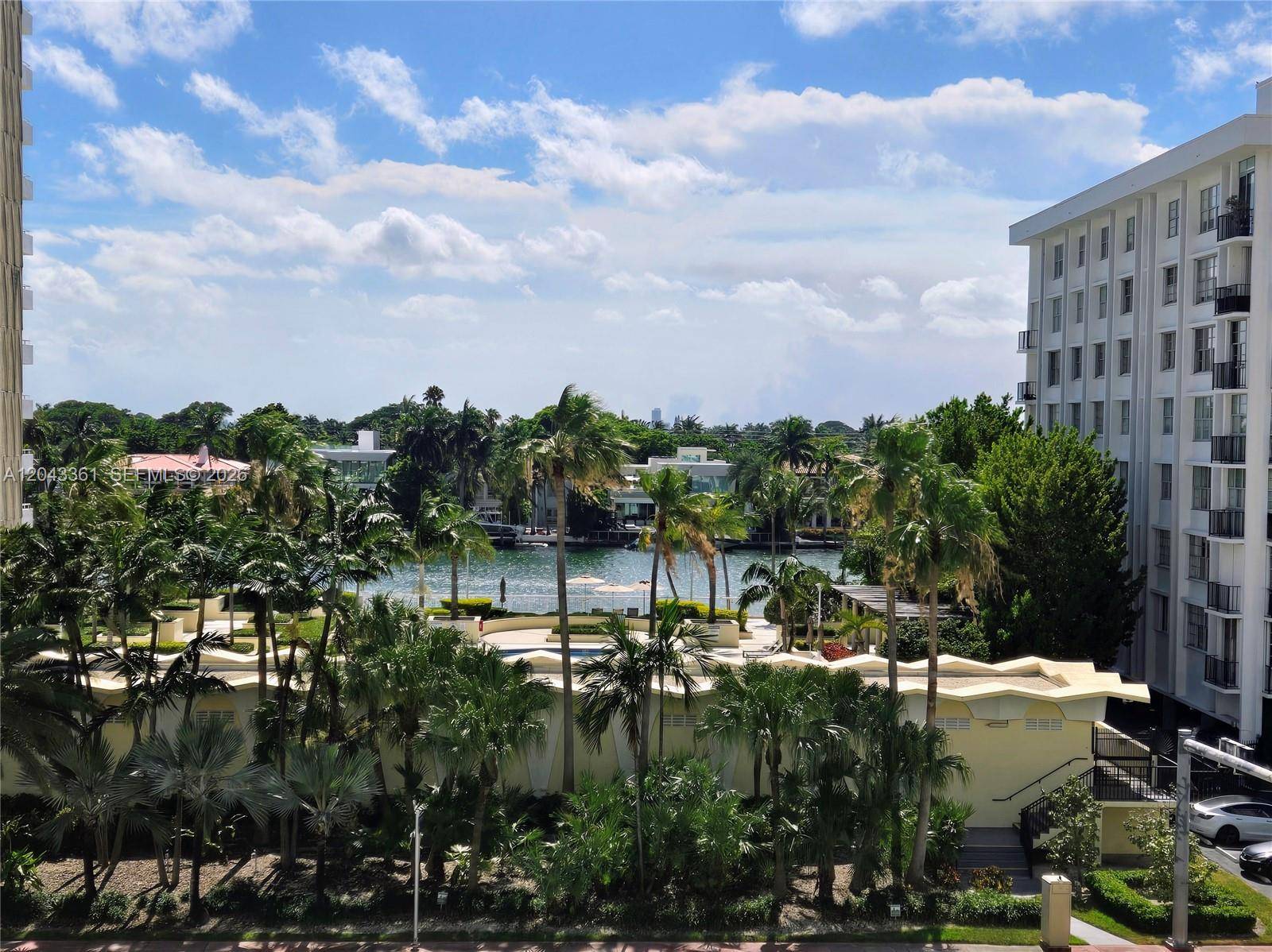 5601 Collins AveMiami Beach - THE PAVILION CONDO condo unit 520 - picture
