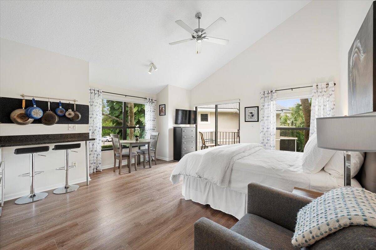 11863 WimbledonWellington - TENNIS LODGES 1 CONDO,Tennis Lodges at Pal condo unit 524 - picture