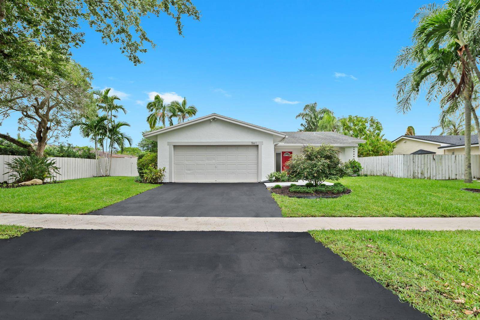 561 SW 168thWeston - picture