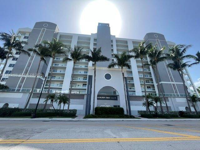17050 N Bay RdSunny Isles Beach - GOLDEN BAY CLUB CONDO condo unit 407 - picture