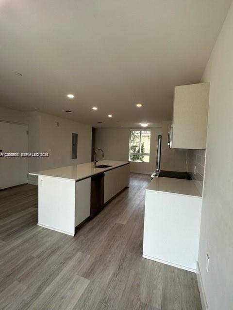 2561 NE 193rd StMiami - Condo 1-4 Stories,Condo condo unit 1208 - picture