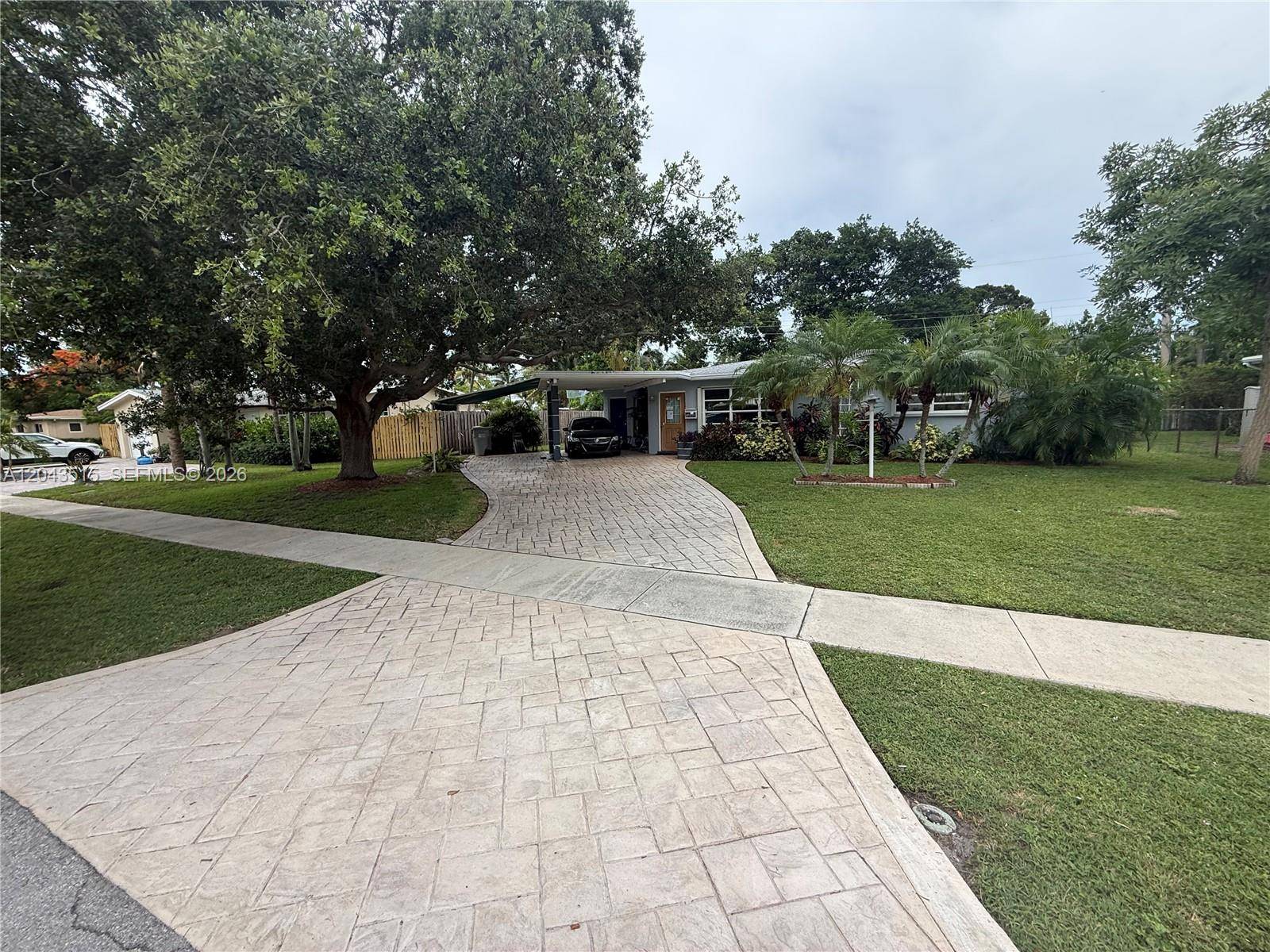 1232 SW 1st AvePompano Beach - picture
