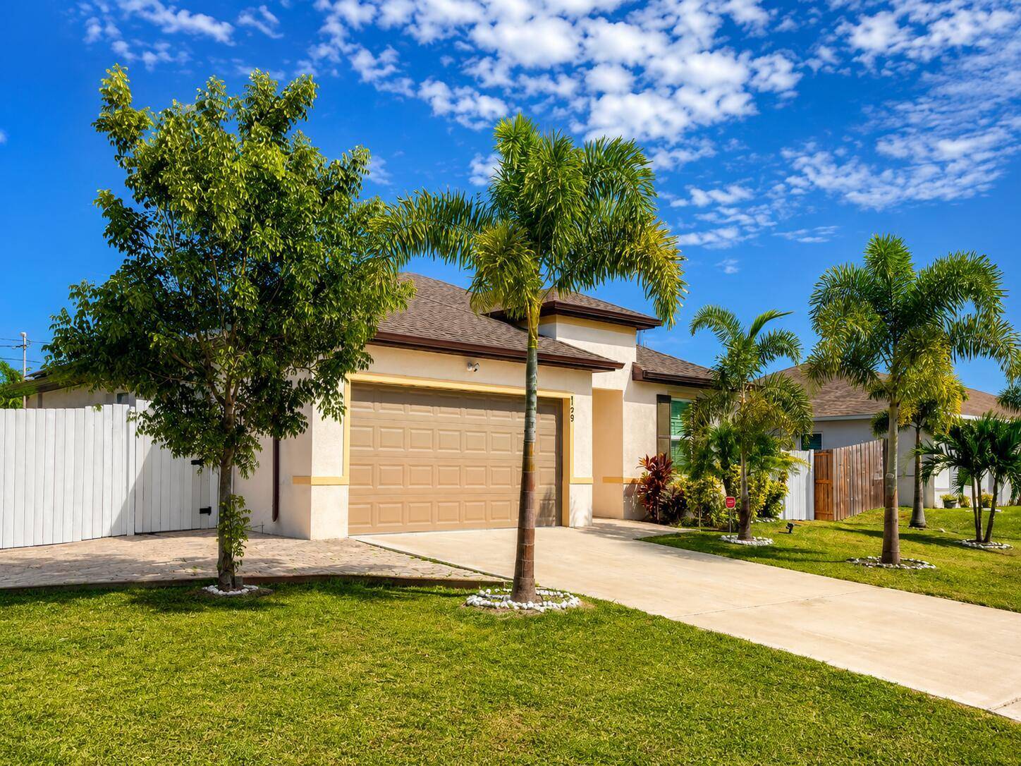 729 SW HaasPort St. Lucie - picture
