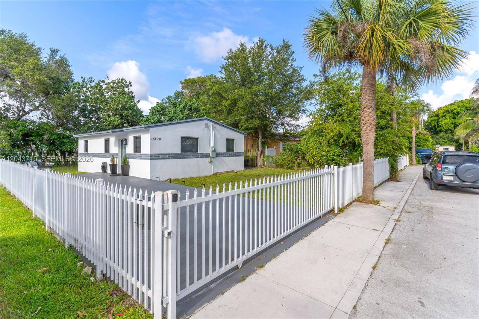 15100 NE 14th CtNorth Miami Beach - picture