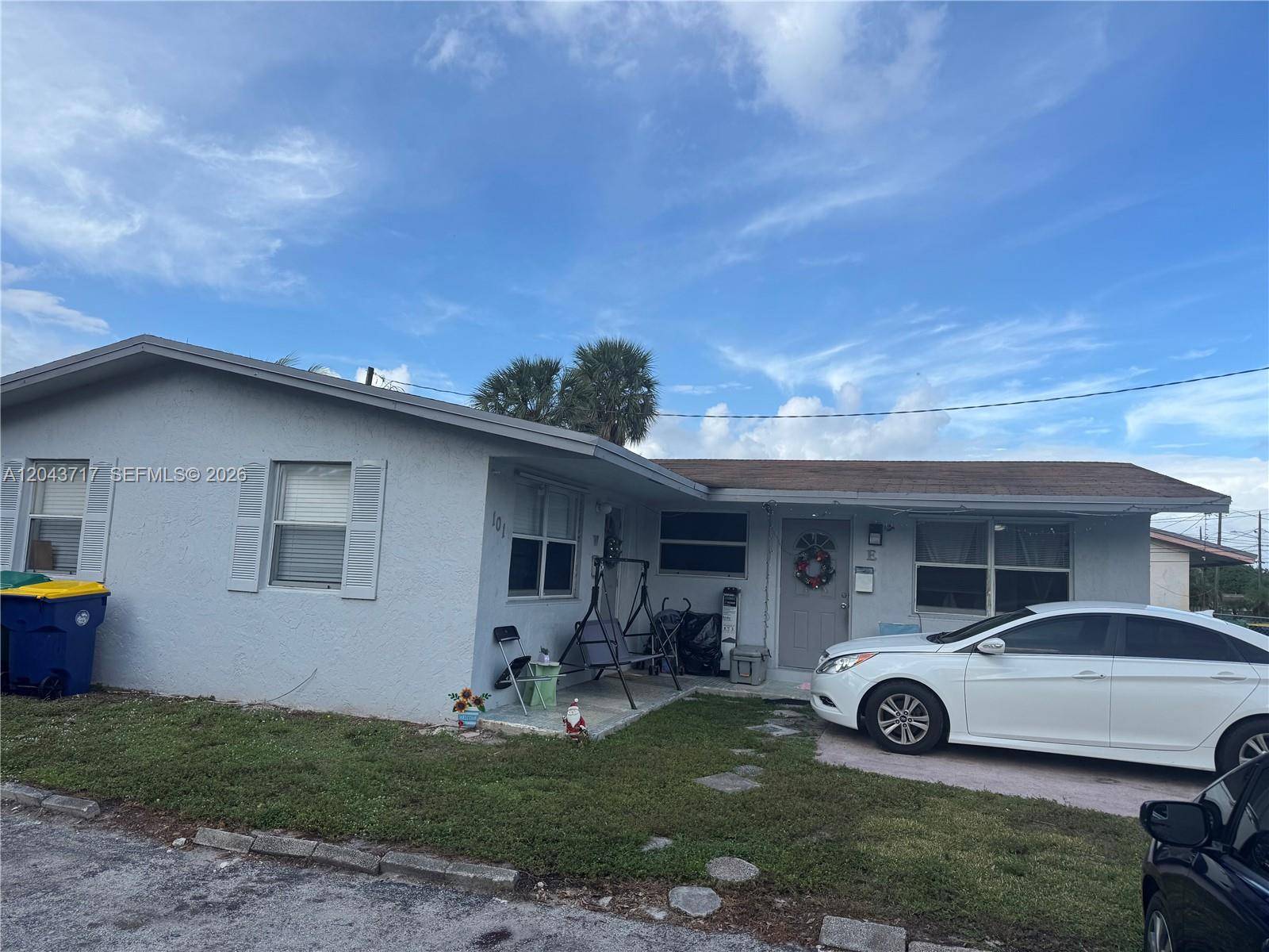 101 NW 13th AveDania Beach - picture