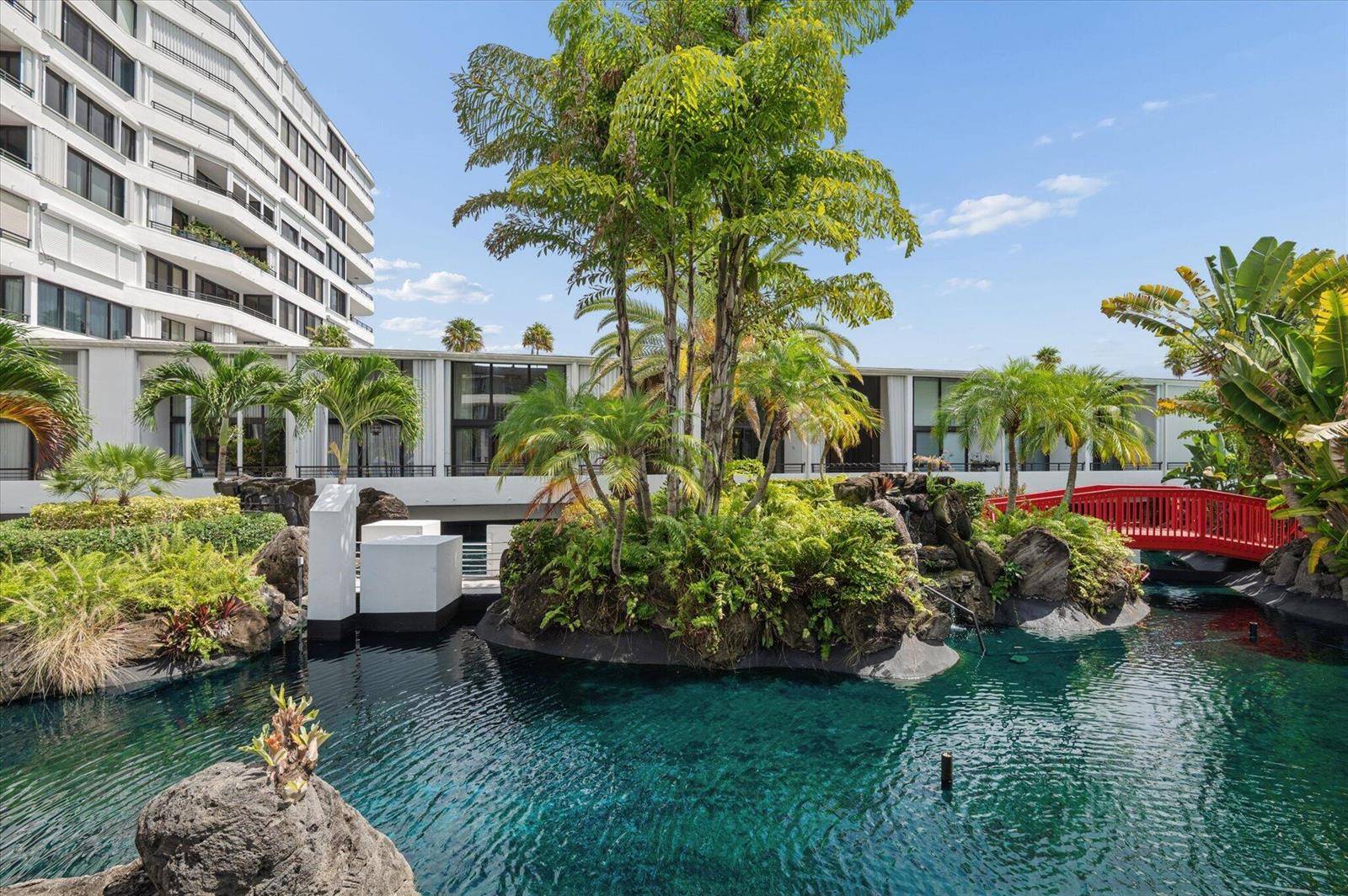 3589 S OceanSouth Palm Beach - MAYFAIR HOUSE CONDO condo unit 30 - picture