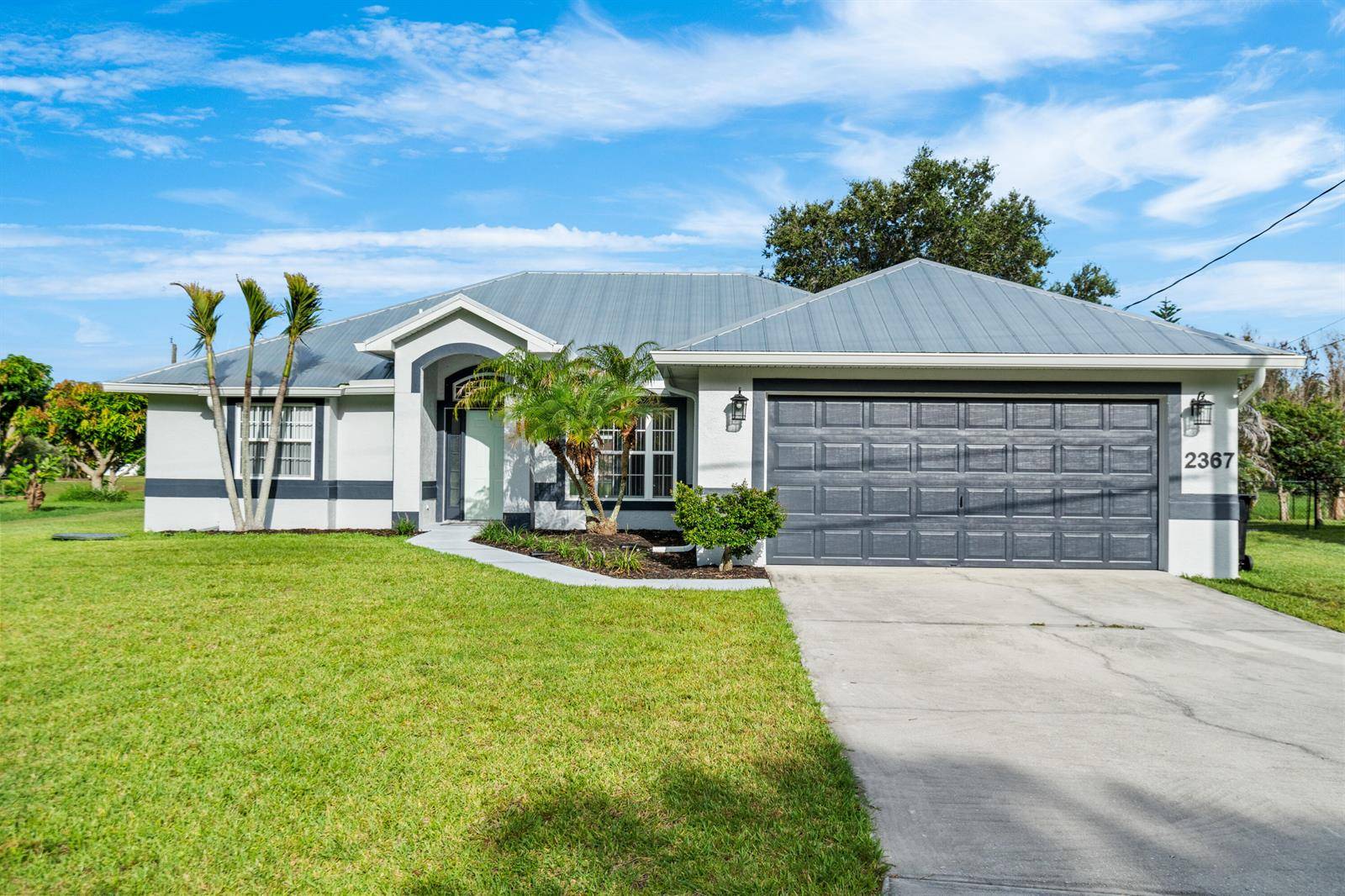 2367 SE Rock SpringsPort St. Lucie - picture