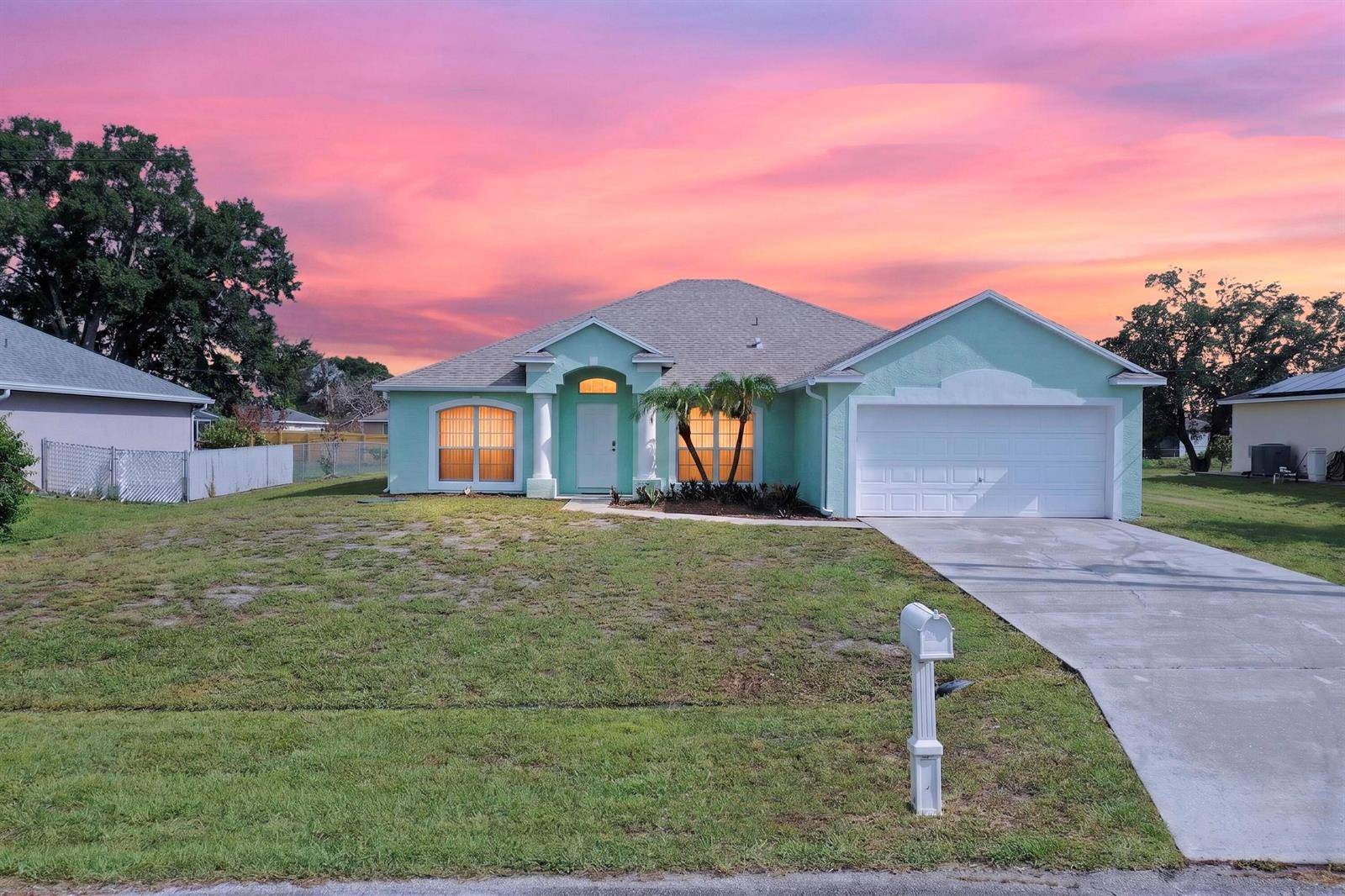 522 SW MccombPort St. Lucie - picture