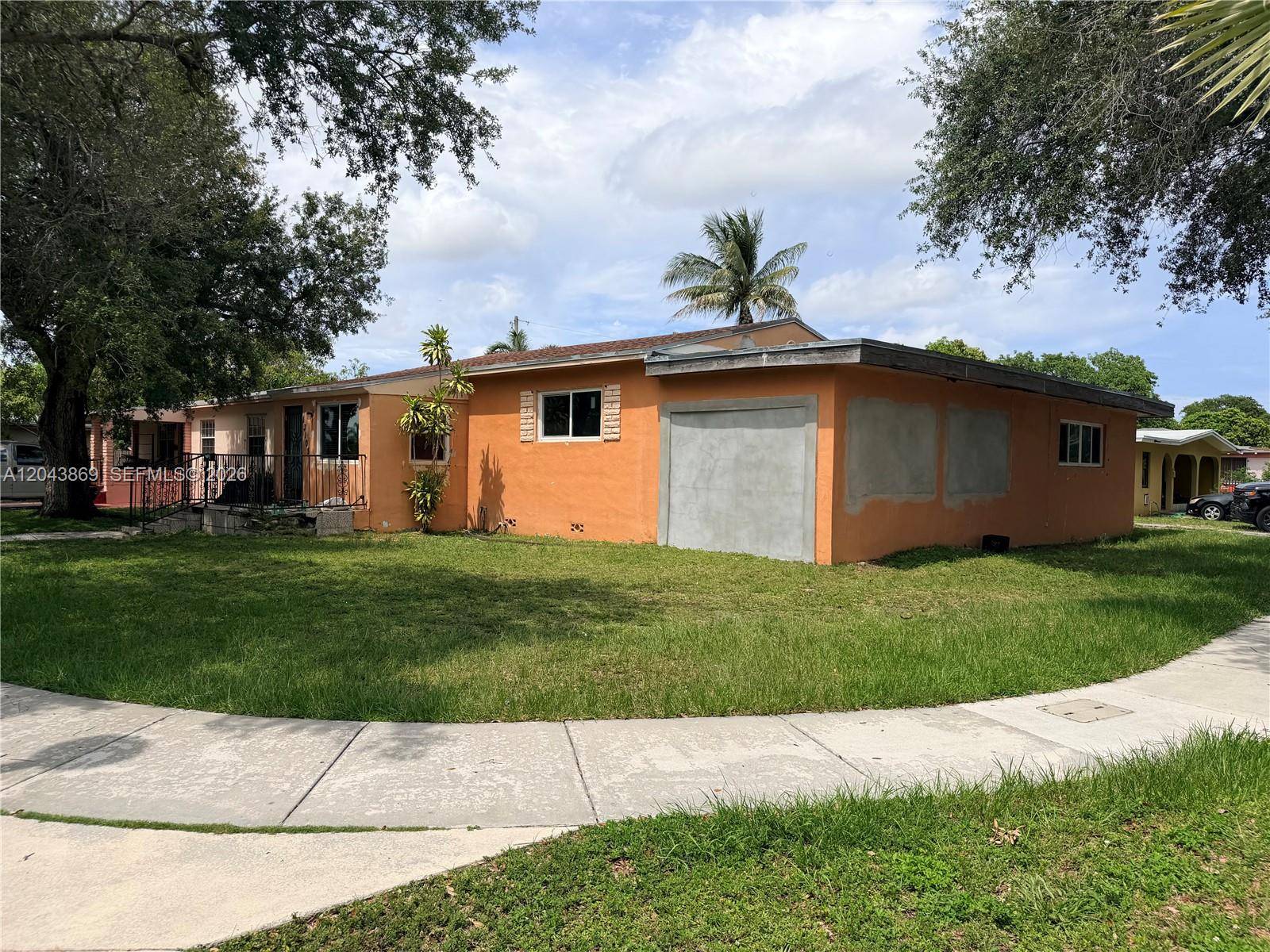 13105 NW 12th AveNorth Miami - picture